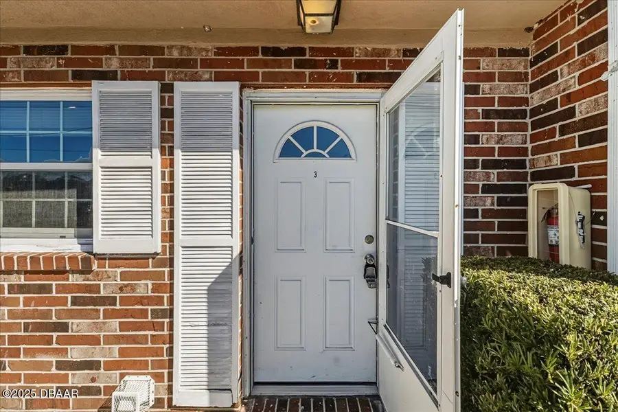 2200 S Palmetto Avenue #F3, South Daytona, FL 32119 - Image #2