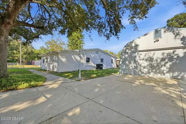 1215 Leon Lane, Daytona Beach, FL 32117