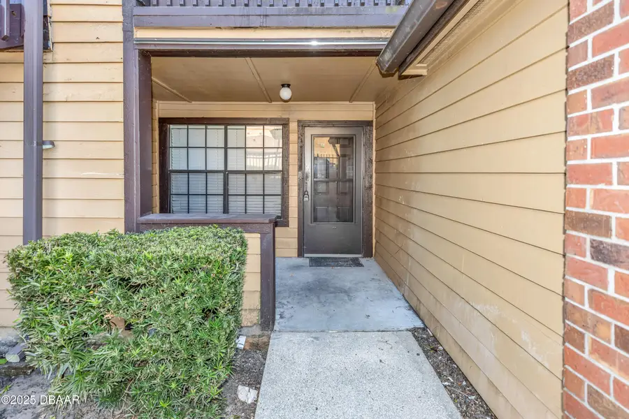 355 Lakepointe Drive #102, Altamonte Springs, FL 32701 - #2