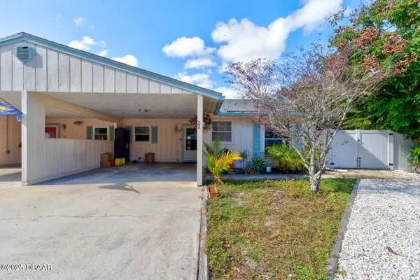 22 Red Maple Circle, Ormond Beach, FL 32174