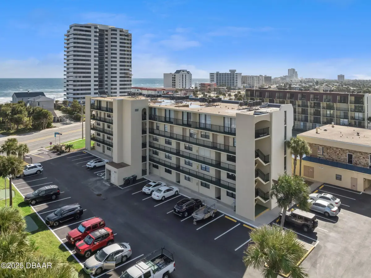 1441 N Atlantic Avenue, Daytona Beach, FL 32118 - Image #1