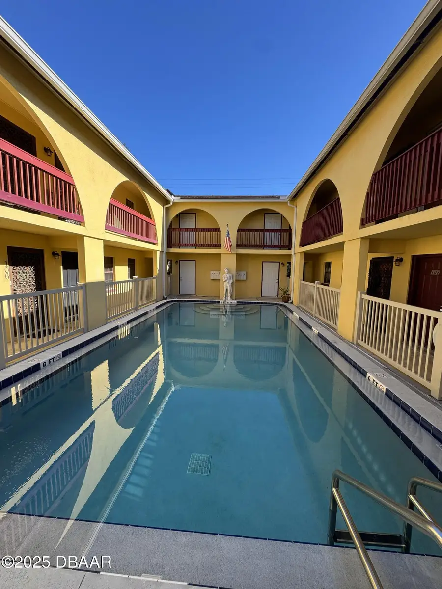 216 Glenview Boulevard #103, Daytona Beach, FL 32118 - Image #2