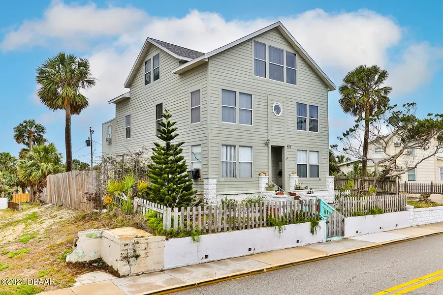 30 S Grandview Avenue, Daytona Beach, FL 32118 - #2