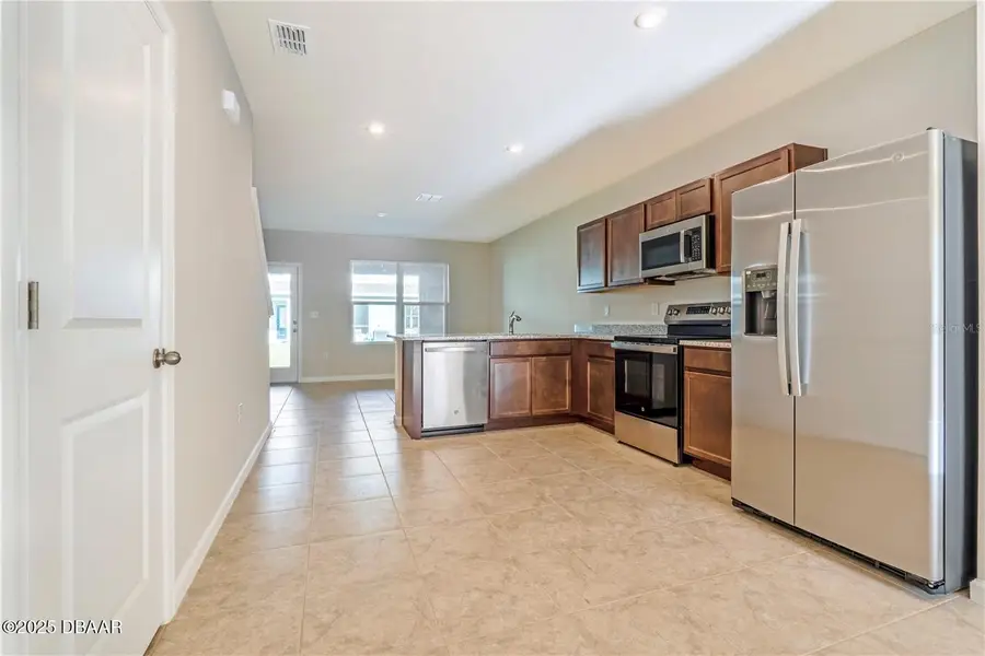 2212 Fluorescent Way, South Daytona, FL 32119 - Image #3