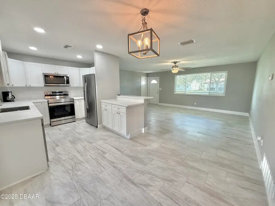 2247 Green Street, South Daytona, FL 32119 - Image #3