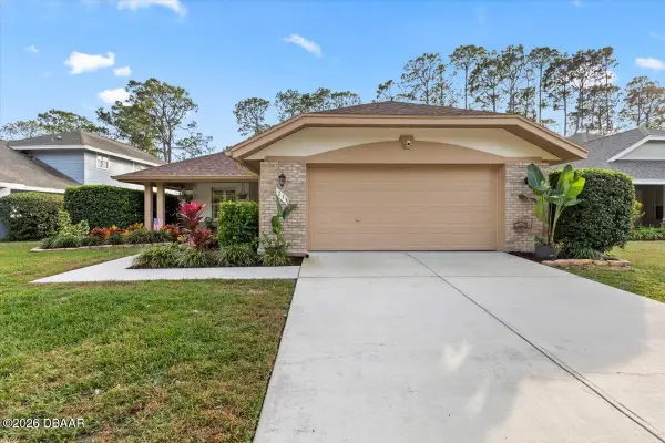 233 Glenbriar Circle, Daytona Beach, FL 32114