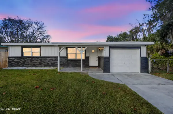637 Ash Avenue, Daytona Beach, FL 32117