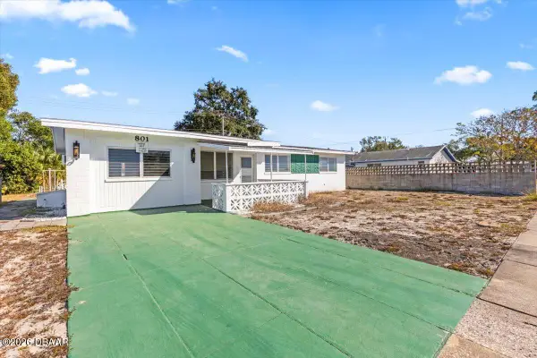 801 Lewis Drive, Daytona Beach, FL 32117