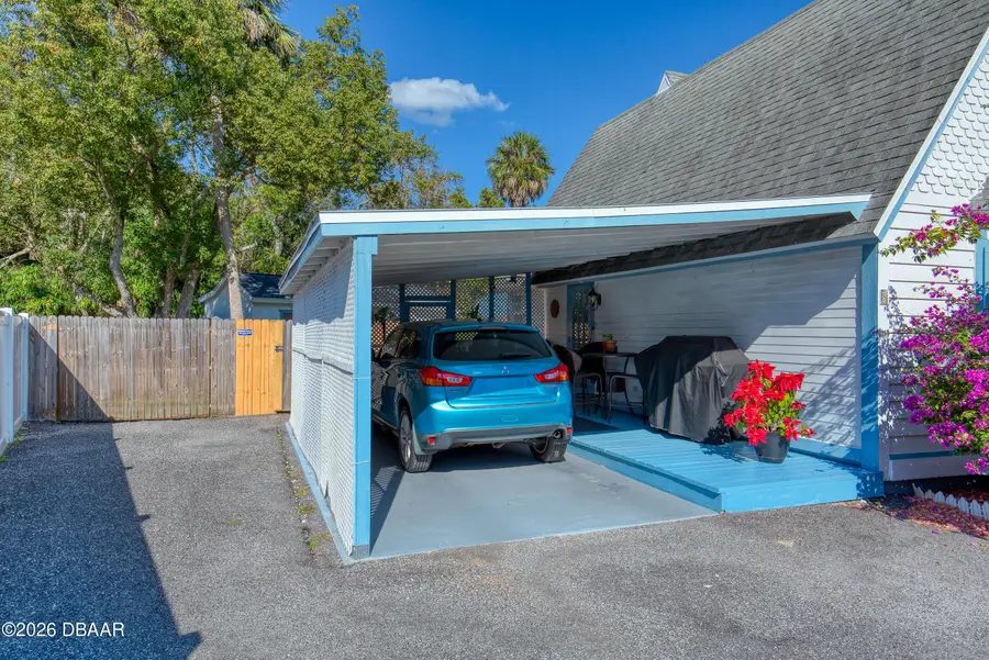 8 E Magnolia Avenue, Port Orange, FL 32127 - Image #2