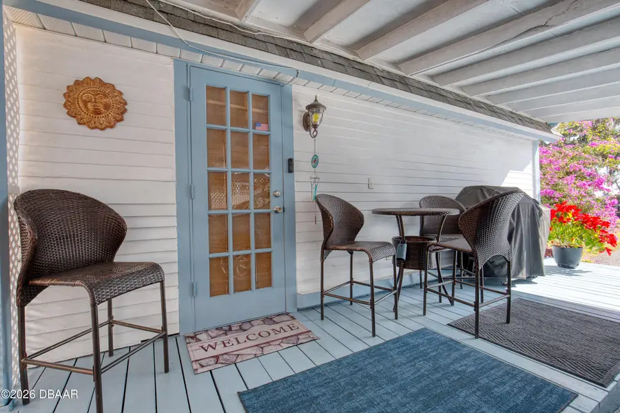 8 E Magnolia Avenue, Port Orange, FL 32127 - Image #3