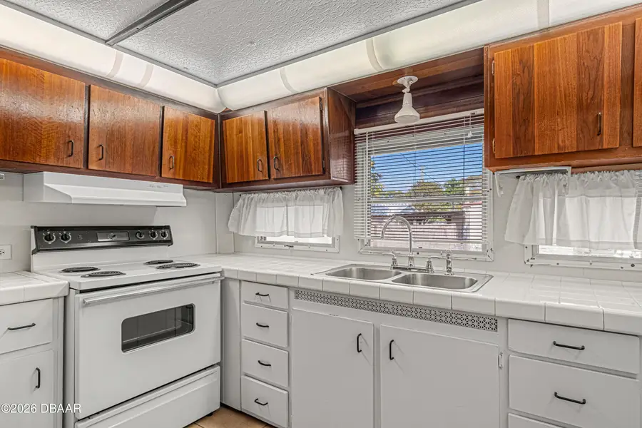 1302 Arroyo Parkway, Ormond Beach, FL 32174 - #2