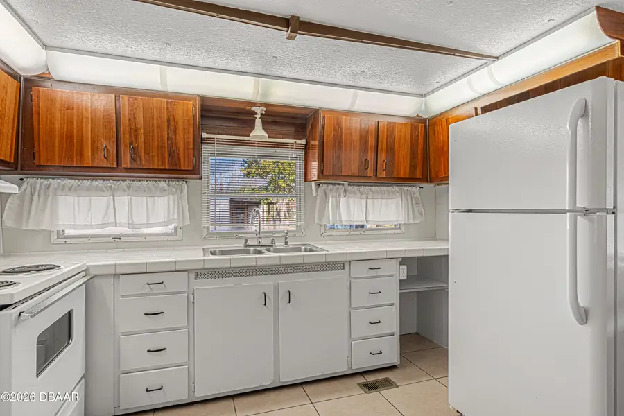 1302 Arroyo Parkway, Ormond Beach, FL 32174 - #3