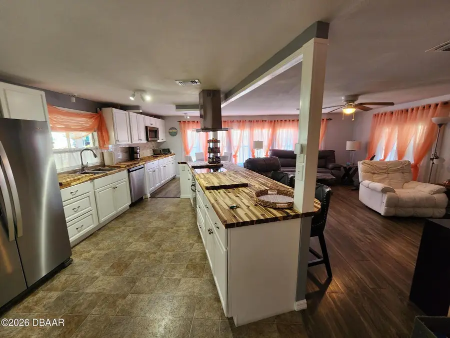 716 Casper Avenue, Port Orange, FL 32129 - Image #2