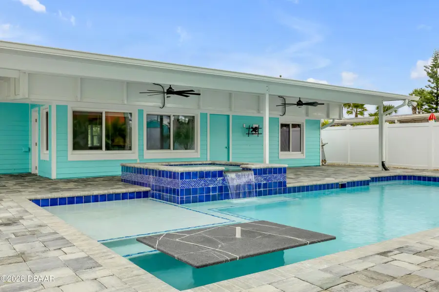 921 E 2nd Avenue, New Smyrna Beach, FL 32169 - #2