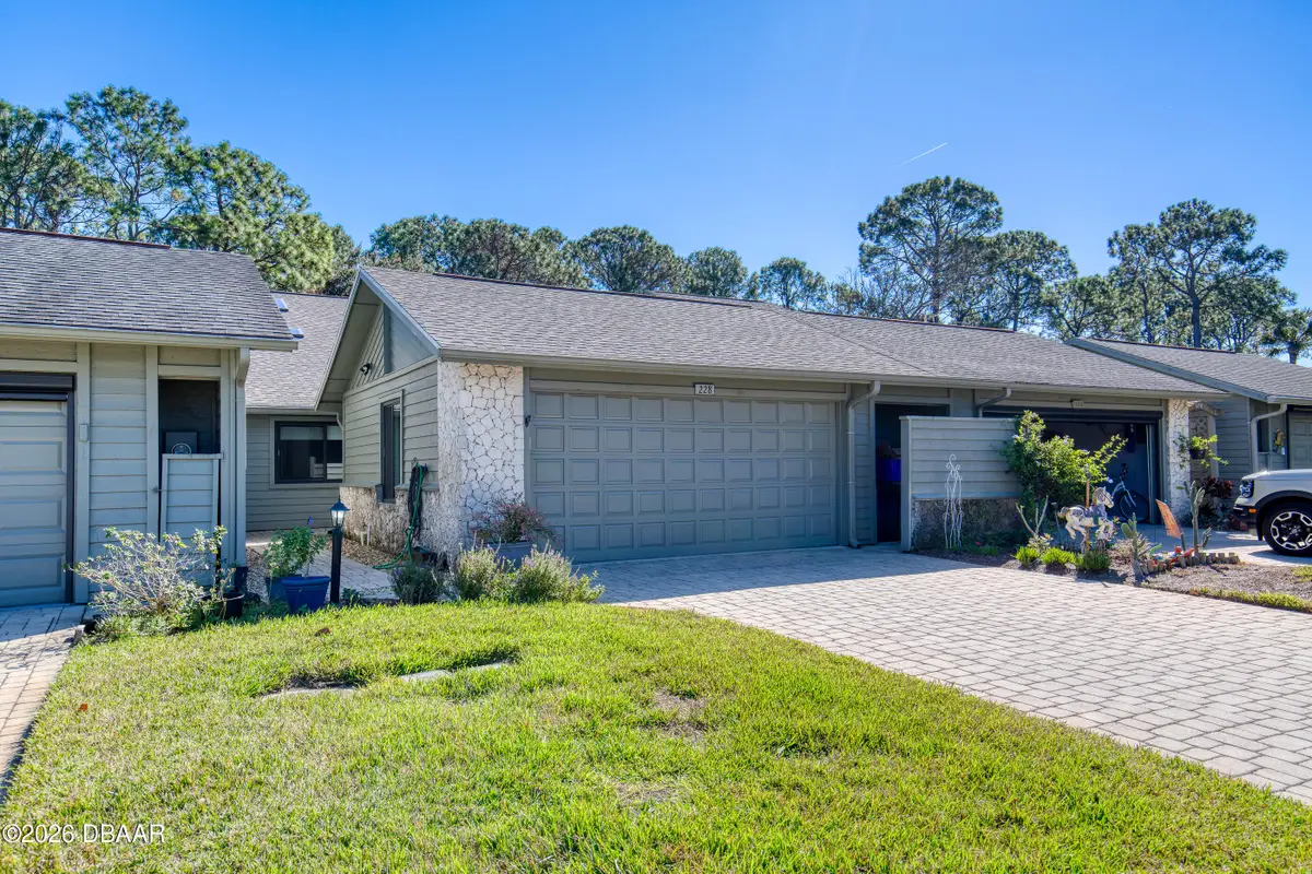 228 Deer Lake Circle, Ormond Beach, FL 32174 - Image #1