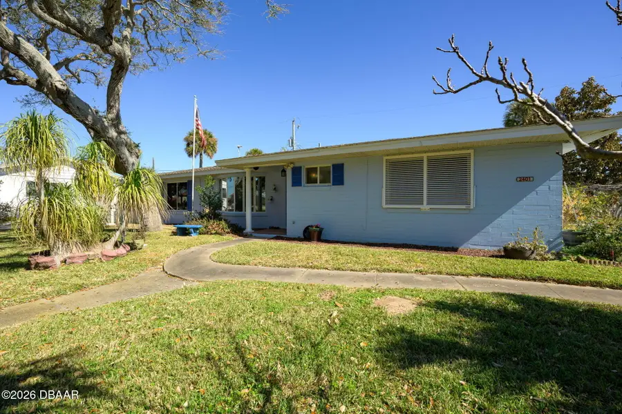 2401 John Anderson Drive, Ormond Beach, FL 32176 - #2