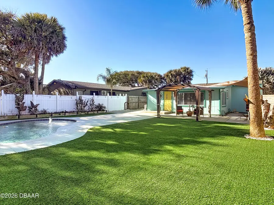 829 E 9th Avenue, New Smyrna Beach, FL 32169 - Image #3