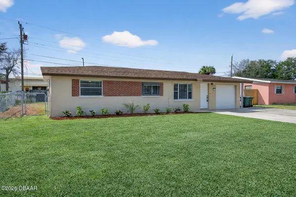 828 White Court, Daytona Beach, FL 32117