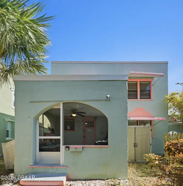 7 Clarendon Court, Daytona Beach, FL 32118