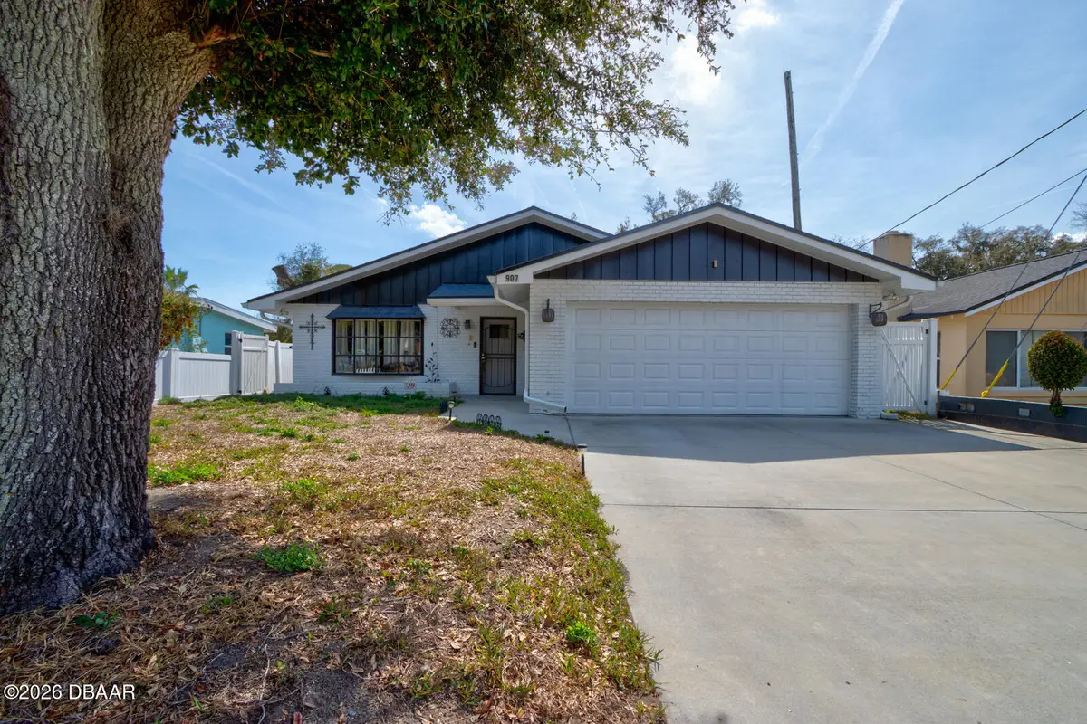 907 Oak Street, Daytona Beach, FL 32114 - #1