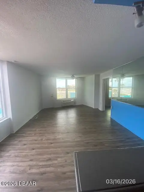 313 S Atlantic Avenue #201, Daytona Beach, FL 32118 - #2