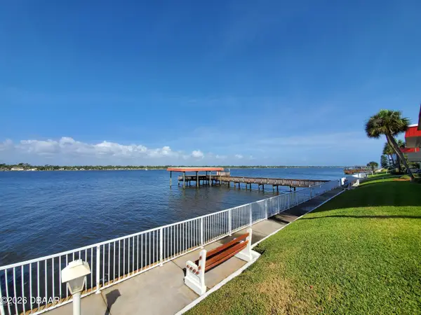 2901 N Halifax Avenue #111, Daytona Beach, FL 32118