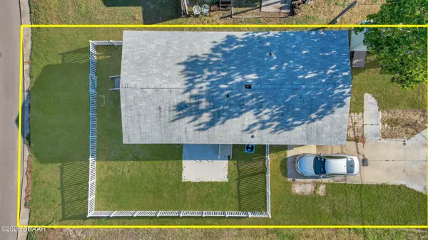 5266 Pineland Avenue, Port Orange, FL 32127