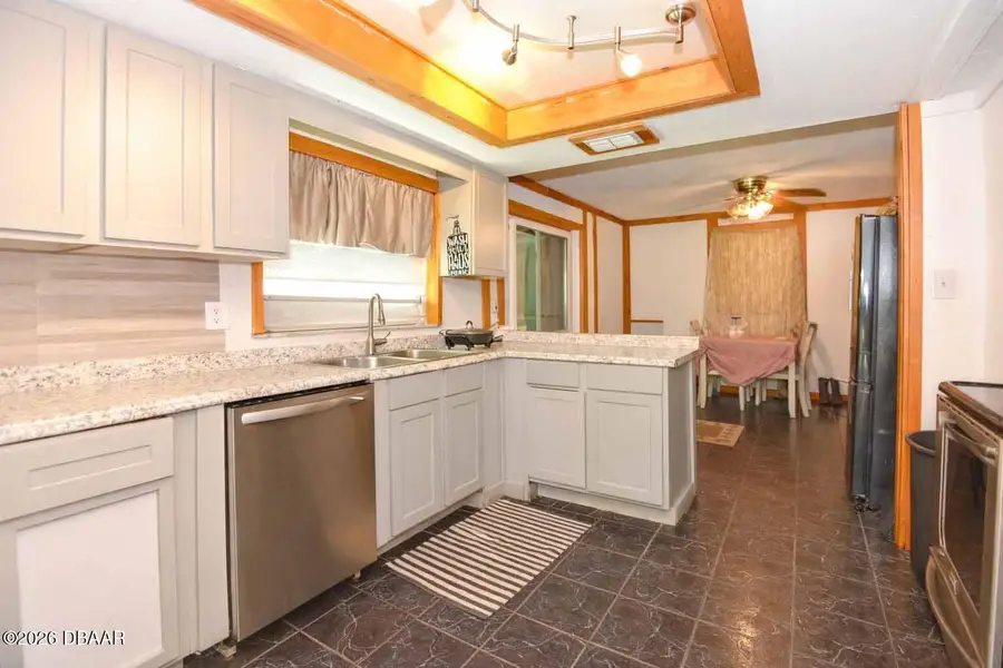 1014 W Samms Avenue, Port Orange, FL 32129 - #3