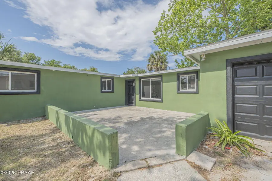747 Derbyshire Road, Daytona Beach, FL 32114 - #2