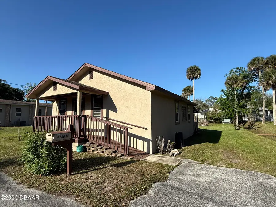 415 N Duss Street, New Smyrna Beach, FL 32168 - #2