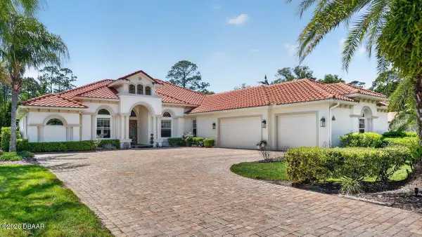 12 Native Oak Court, Palm Coast, FL 32137