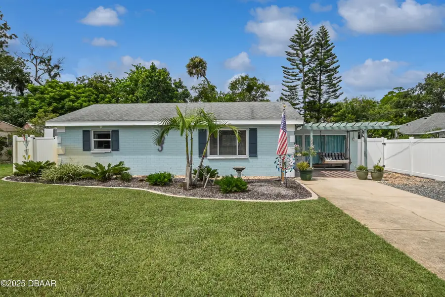 121 E Yelkca Terrace, Edgewater, FL 32132 - #2