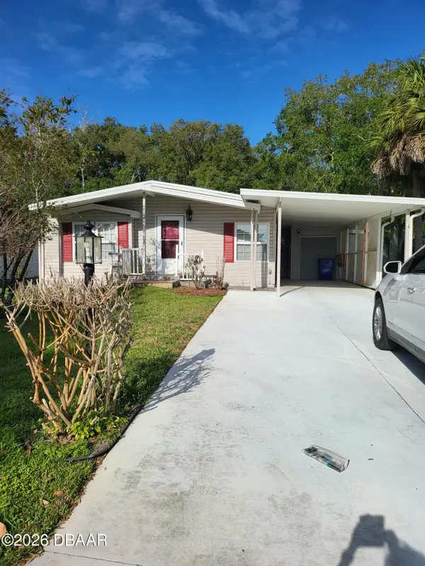 202 Schooner Avenue, Edgewater, FL 32141