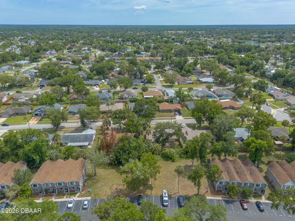 3960 Willow Trail Run #24-25, Port Orange, FL 32127