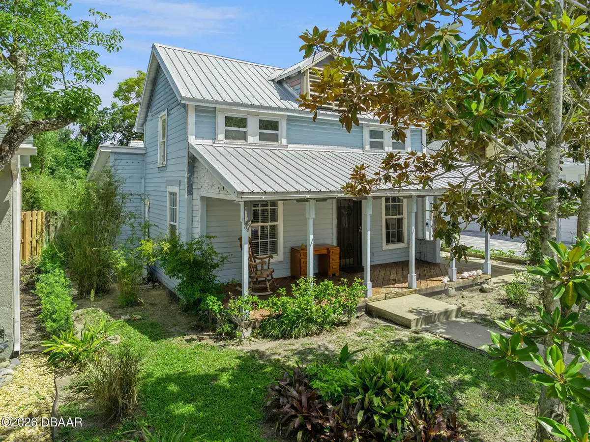 207 Mary Avenue, New Smyrna Beach, FL 32168 - #1