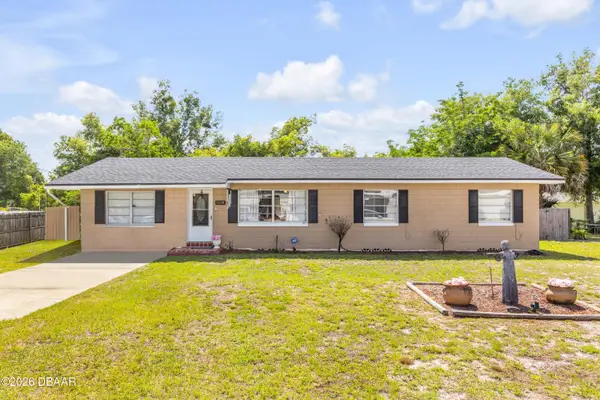 1520 Newport Avenue, DeLand, FL 32724