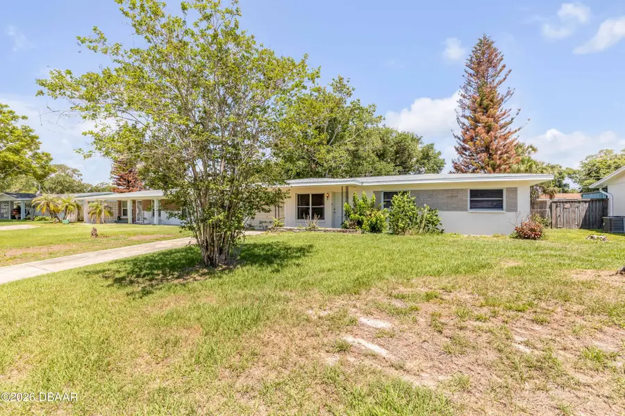 592 Brook Circle, South Daytona, FL 32119 - #2