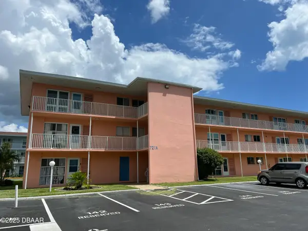 721 S Beach Street #205, Daytona Beach, FL 32114