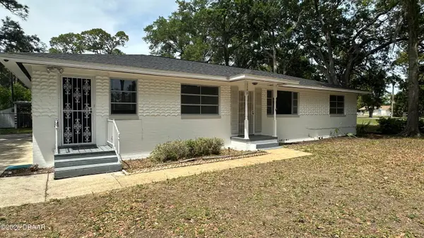 1166 Australia Avenue, Daytona Beach, FL 32114