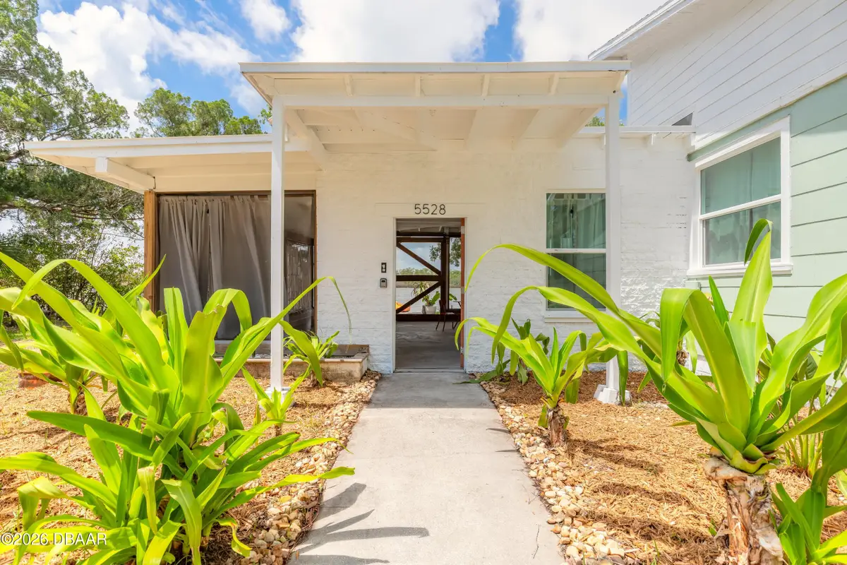 5528 W Bayshore Drive, Port Orange, FL 32127 - #1
