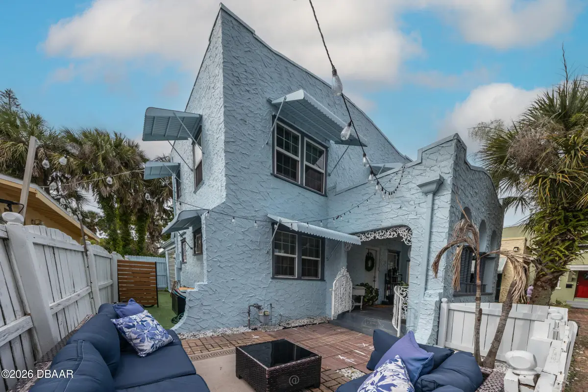 4 Clarendon Court, Daytona Beach, FL 32118 - #1