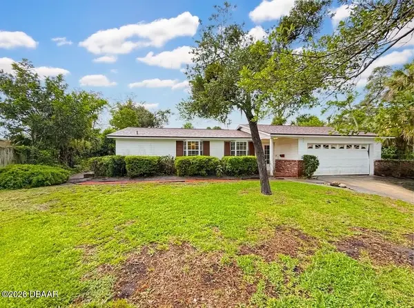 70 Crestwood Circle, Ormond Beach, FL 32174