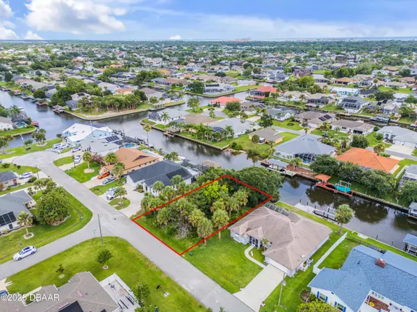 9 N Christopher Court, Palm Coast, FL 32137