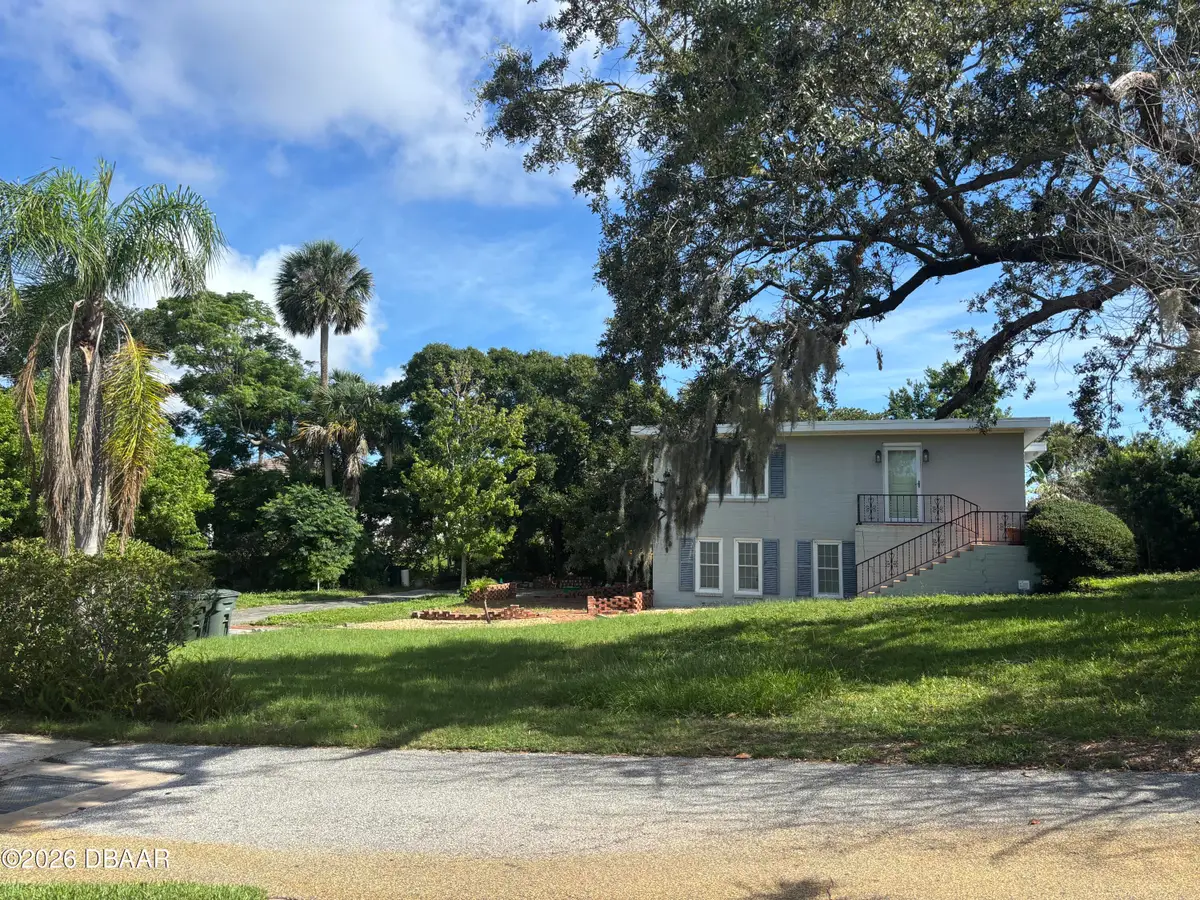 18 Jefferson Landing, Daytona Beach, FL 32118 - #1