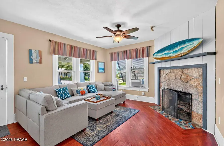 330 Hartford Avenue, Daytona Beach, FL 32118 - #3