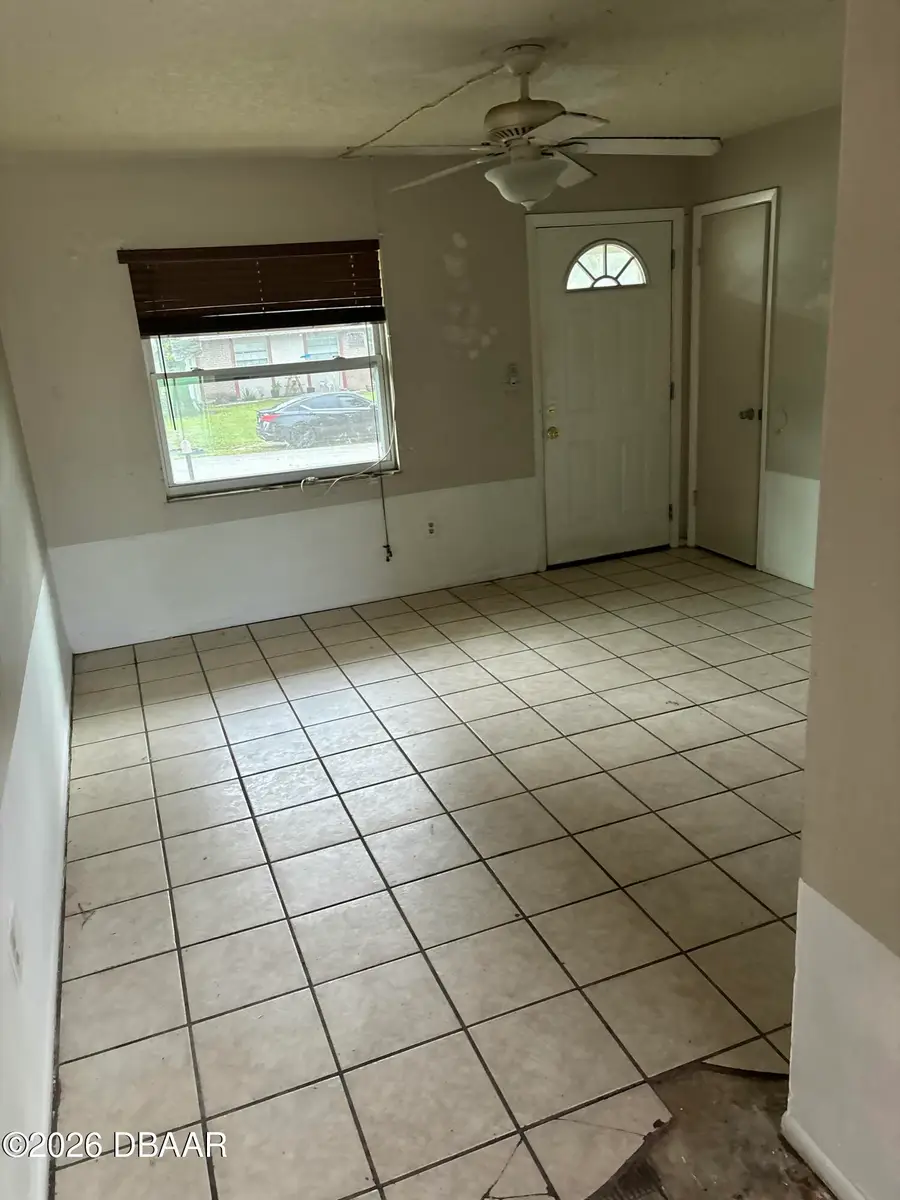 990 Liskeard Avenue, Orange City, FL 32763 - #2