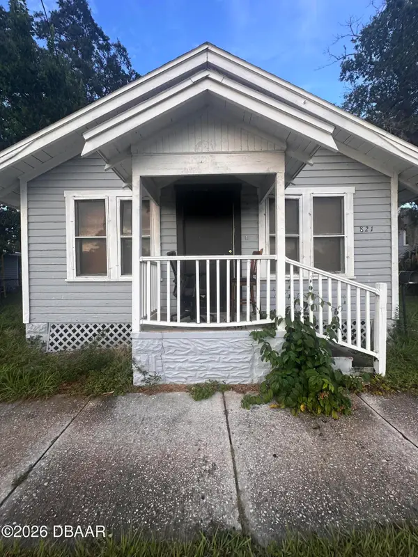 821 N Ridgewood Avenue, Daytona Beach, FL 32114