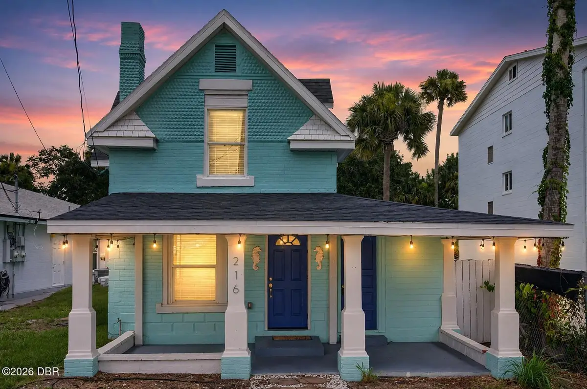 216 N Halifax Avenue, Daytona Beach, FL 32118 - #1