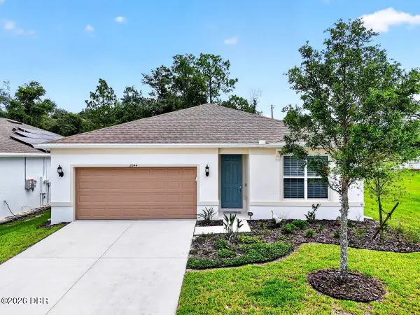 2044 Canopy Terrace Boulevard, DeLand, FL 32724