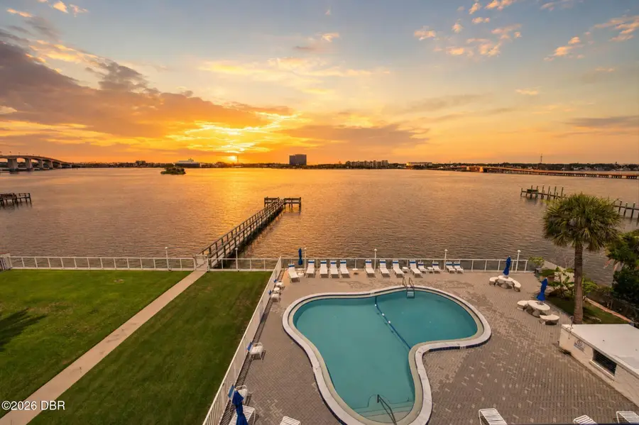 118 S Halifax Avenue #404, Daytona Beach, FL 32118 - #3